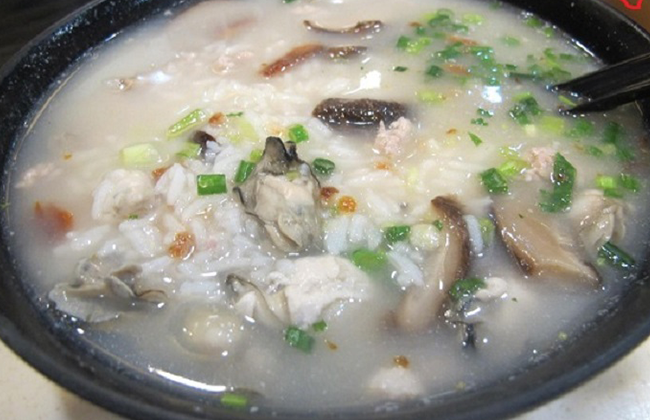 Cháo hàu – món ăn đậm chất dân dã Quảng Bình